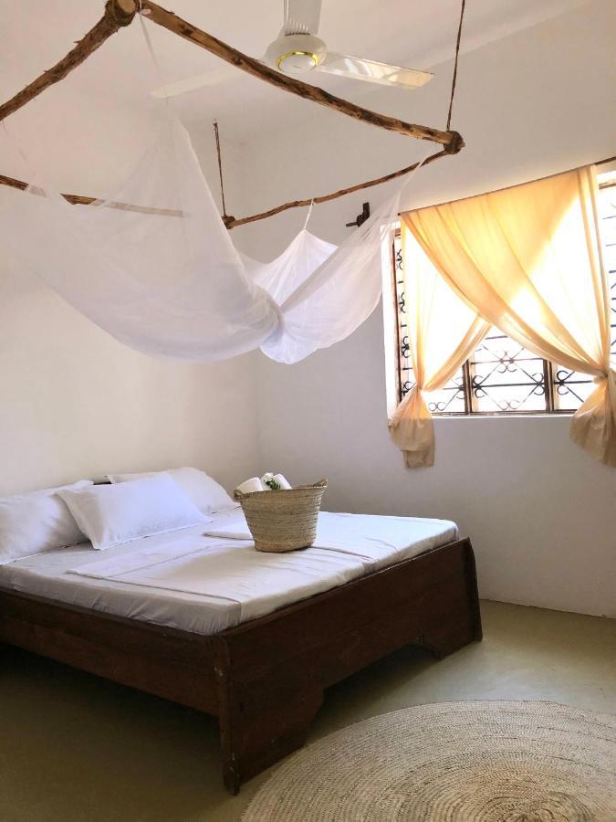 Mlango Paje House Bed & Breakfast Exterior photo